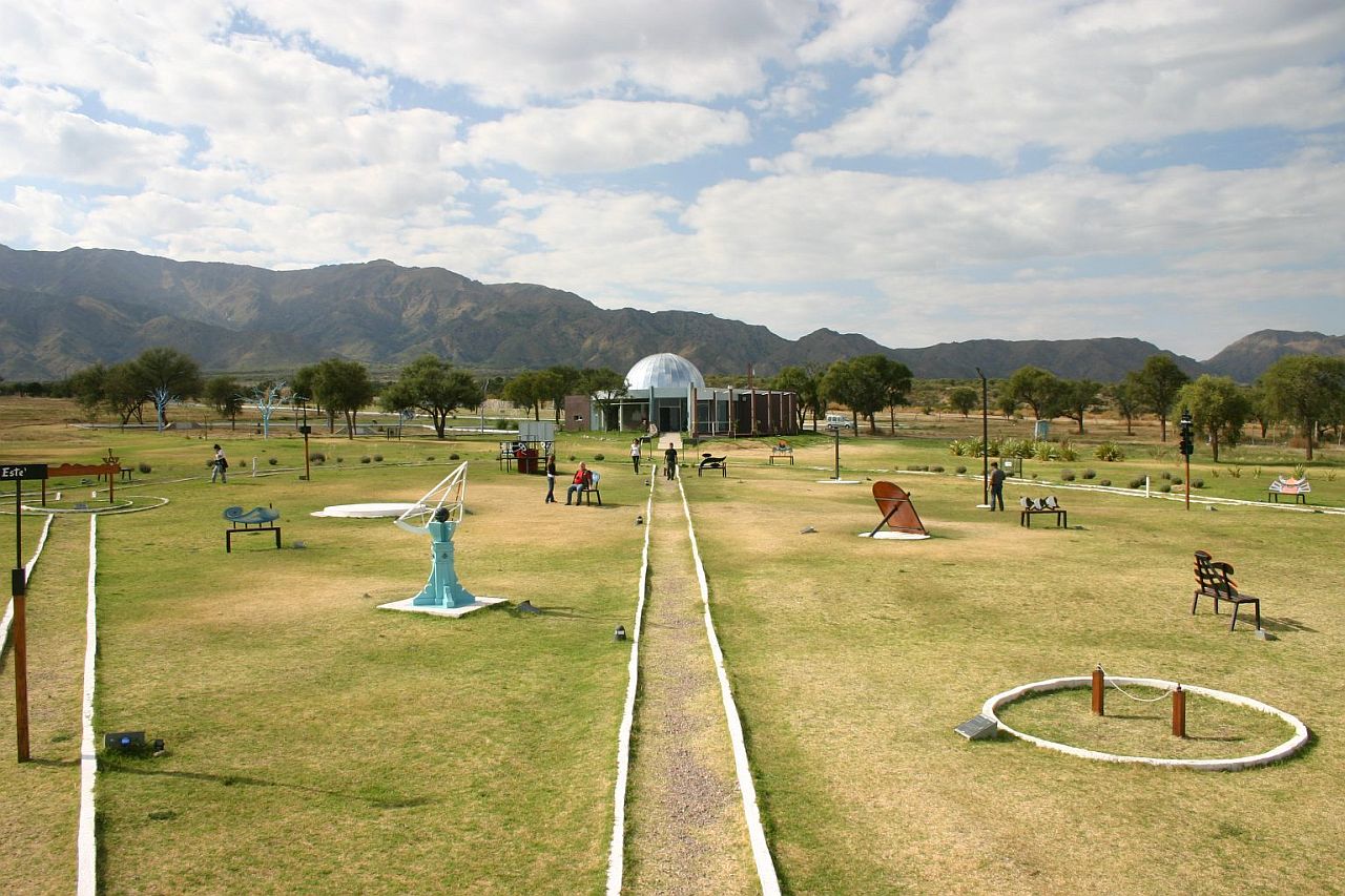 Parque Astronómico La Punta - Solar de las Miradas.jpg